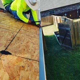 Big Texas Roofing crews at work photo