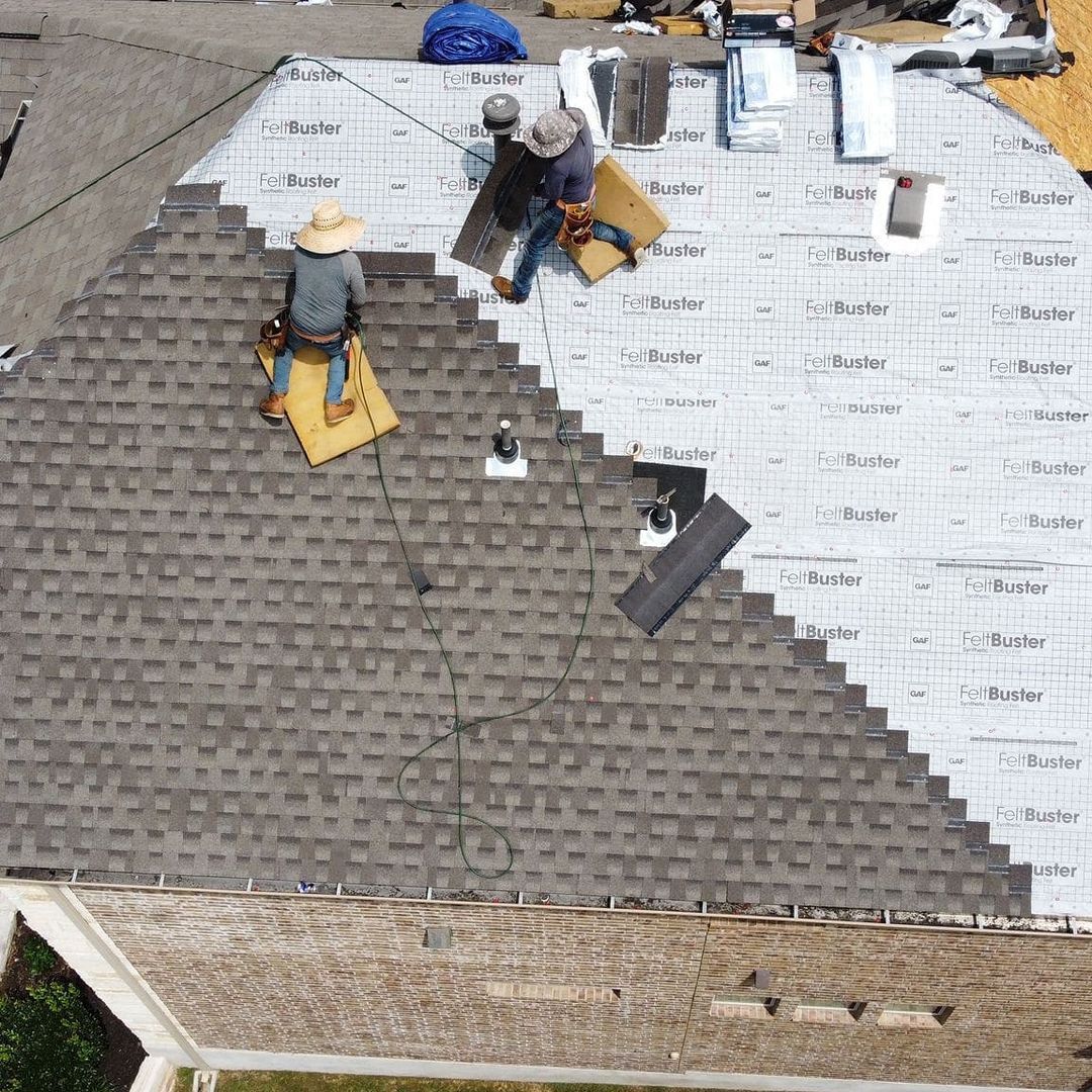 Big Texas Roofing crews at work photo