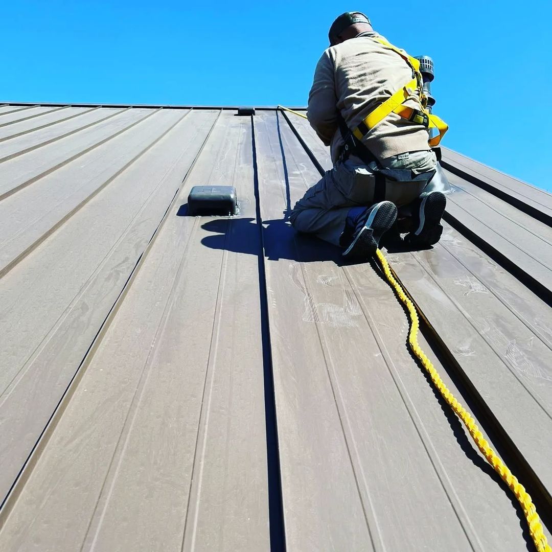 Big Texas Roofing crews at work photo
