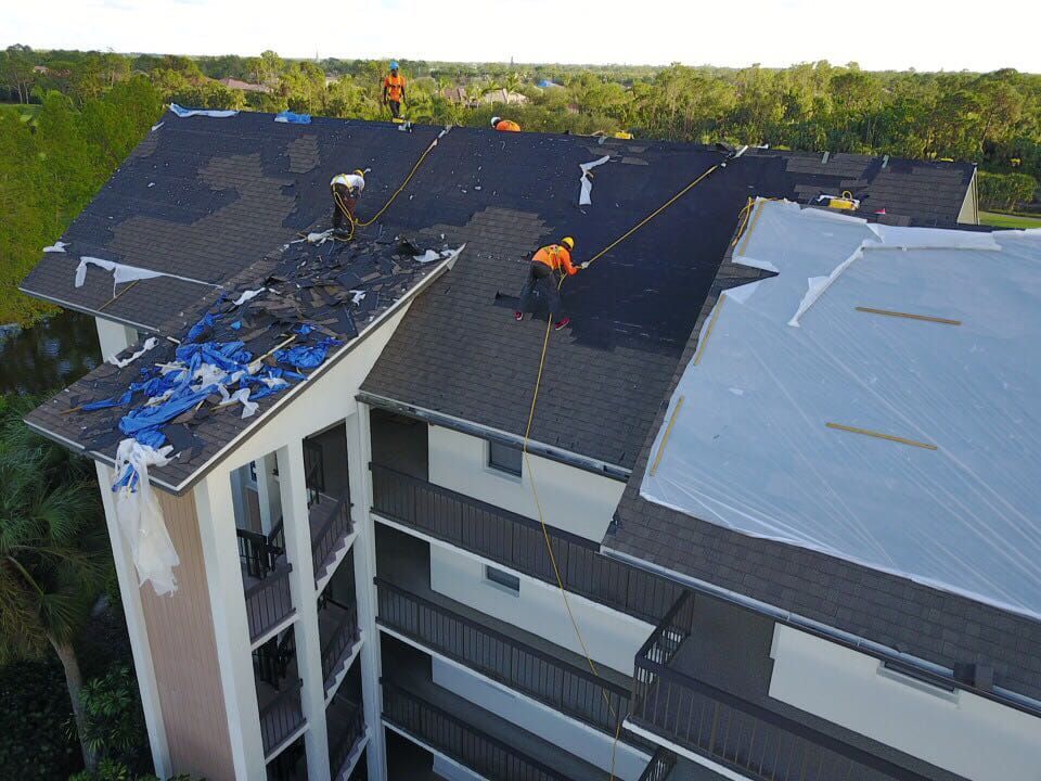 Big Texas Roofing crews at work photo